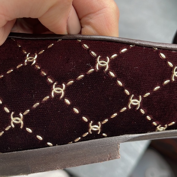 Chanel Velvet Moccasin Loafers 40.5 Burgundy - Picture 5 of 7